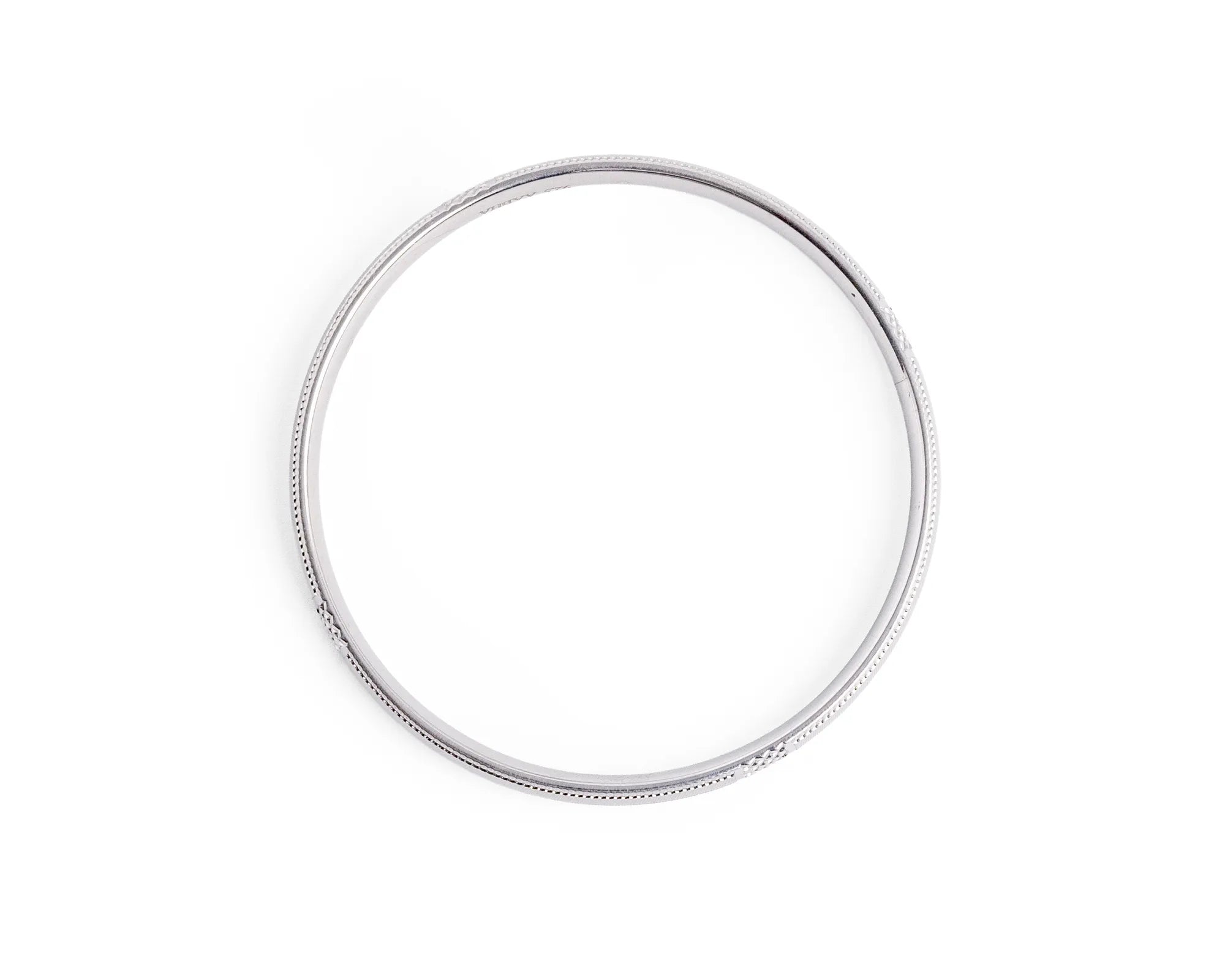 Keepsakes Classic Textured Silver Kada
