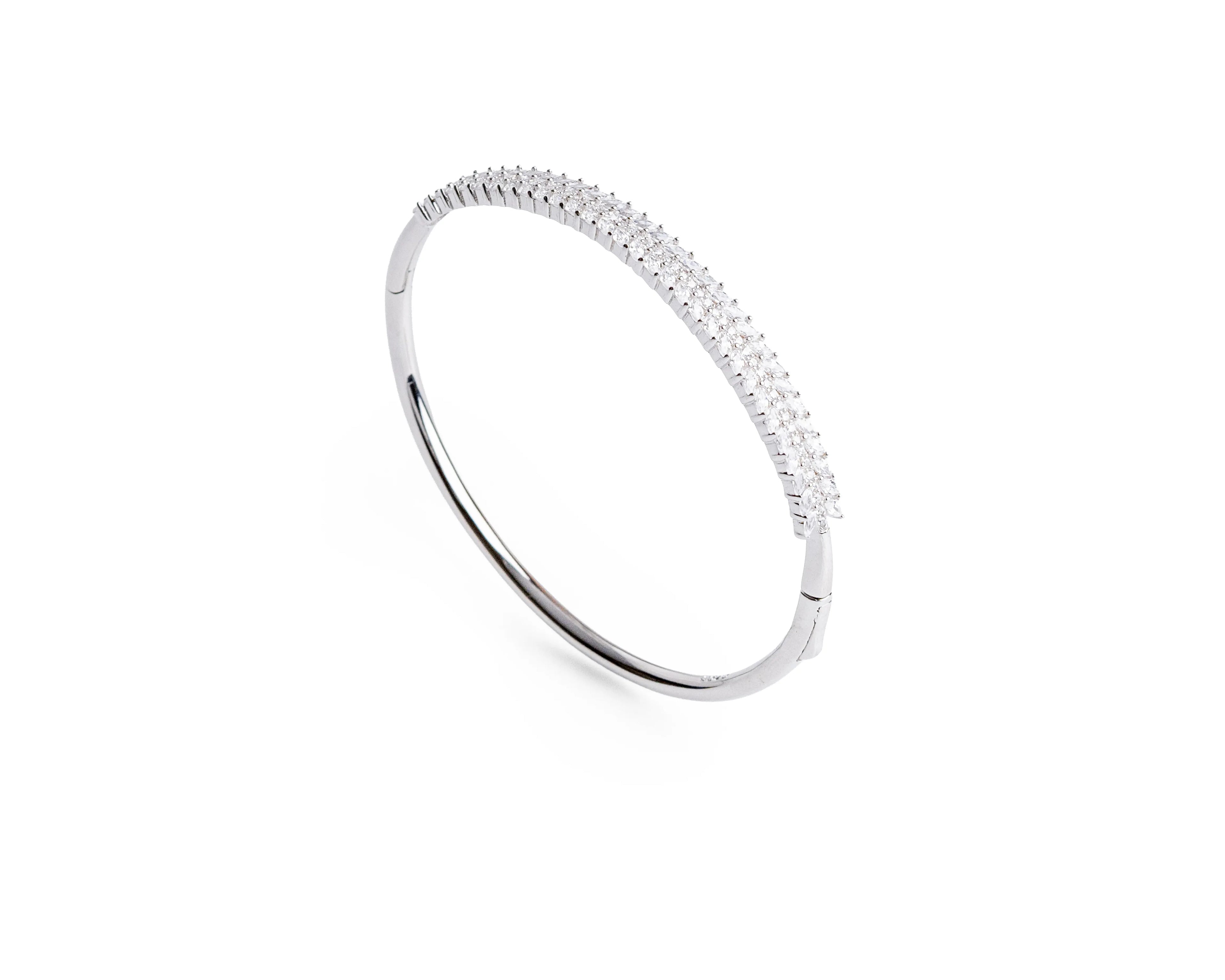 Keepsakes Celestial Spark 925 Silver Oval Kada Bracelet