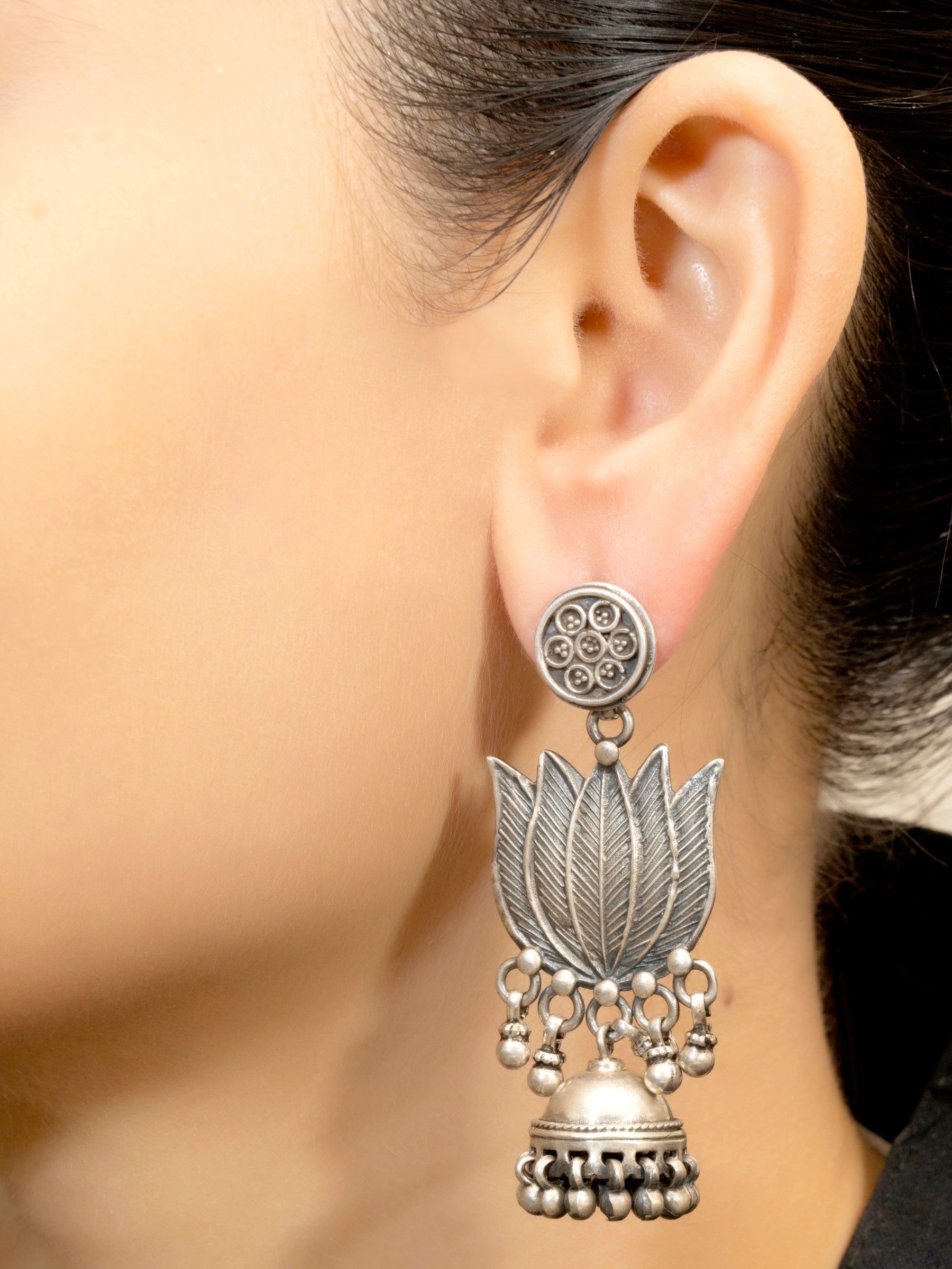 Lotus Jhumkha