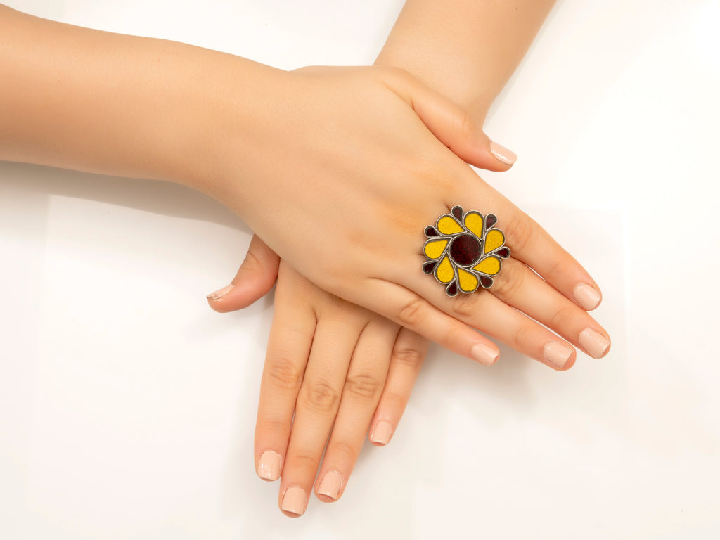 Rellow Ring
