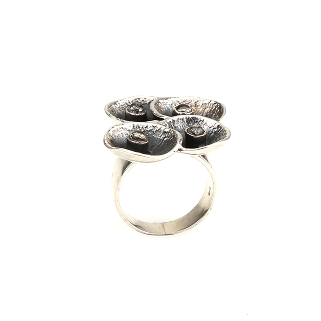 Oyster Ring